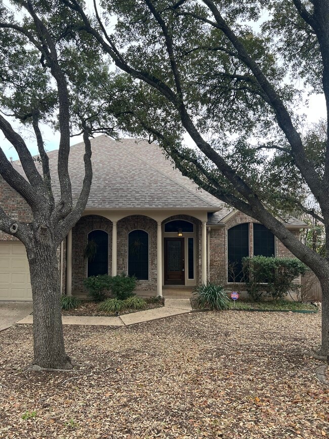Building Photo - 12913 Tapadero Dr