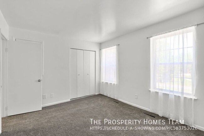 Building Photo - 8774 Tamar Dr