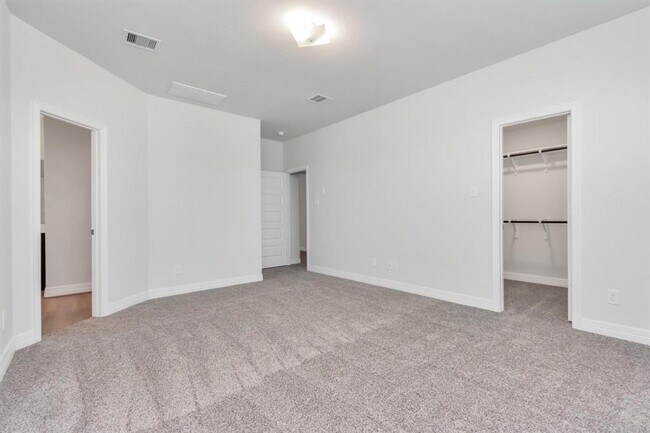Building Photo - 21267 Catalina Palm Dr