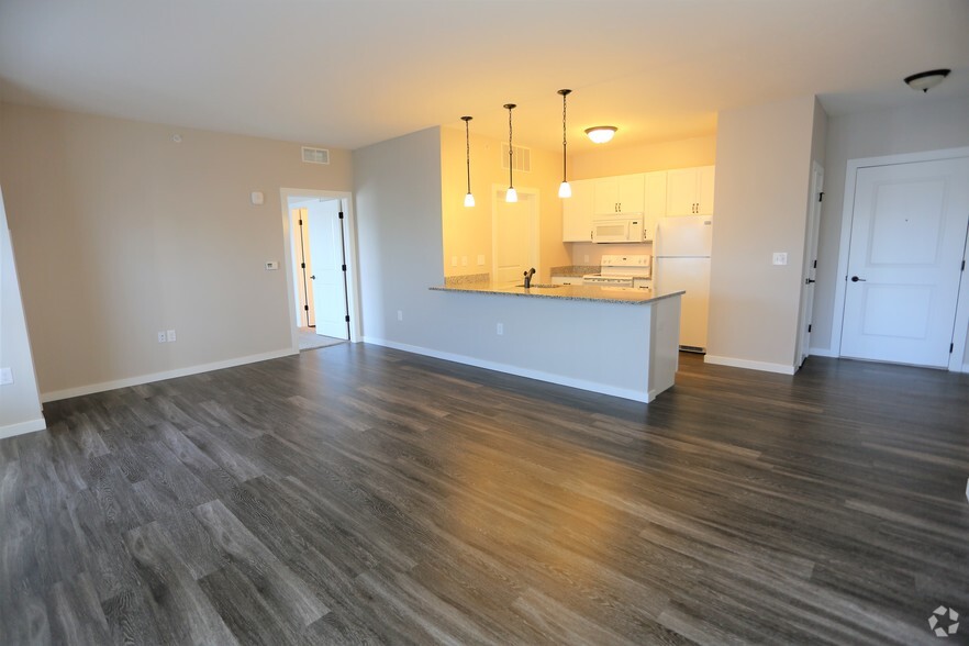 Interior Photo - The Residences At Chagrin River Walk