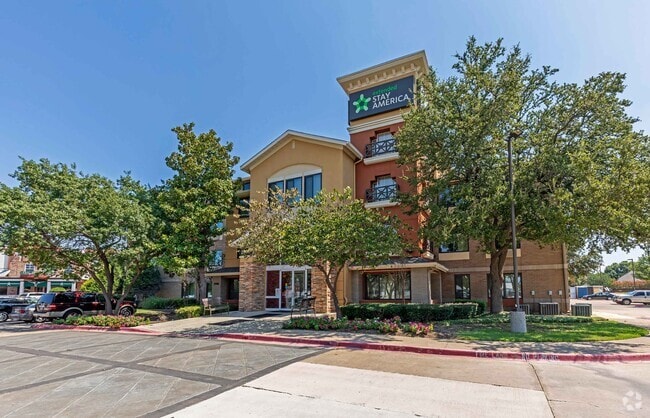 Building Photo - 2900 Dallas Pkwy