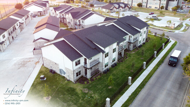 Building Photo - The Park at Northgate Residences