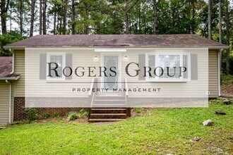 Building Photo - #160*** - Vance Academy Rd Duplex