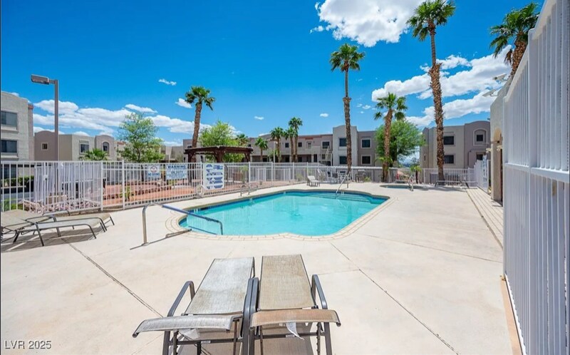 Building Photo - 2008 Mesquite Ln