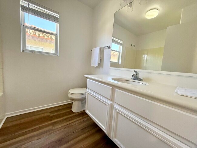 Building Photo - 1304 Thunder Springs Dr