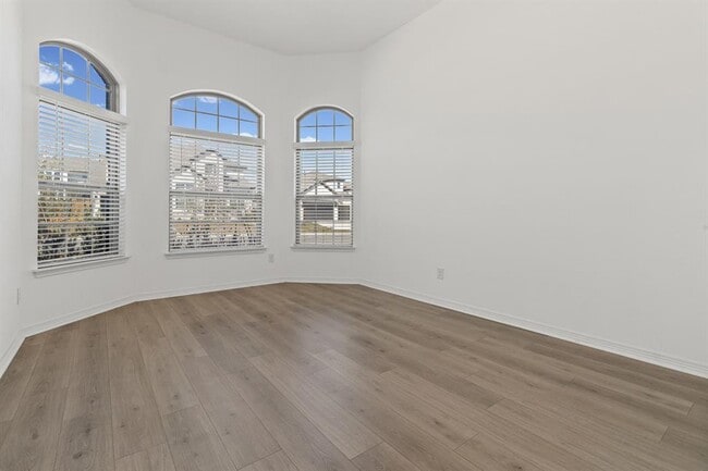 Building Photo - 20520 Carries Ranch Rd