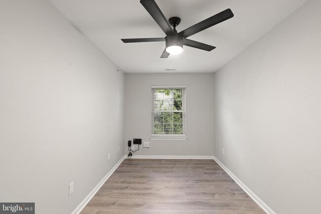 Building Photo - 3400 Tulleys Pointe Ct