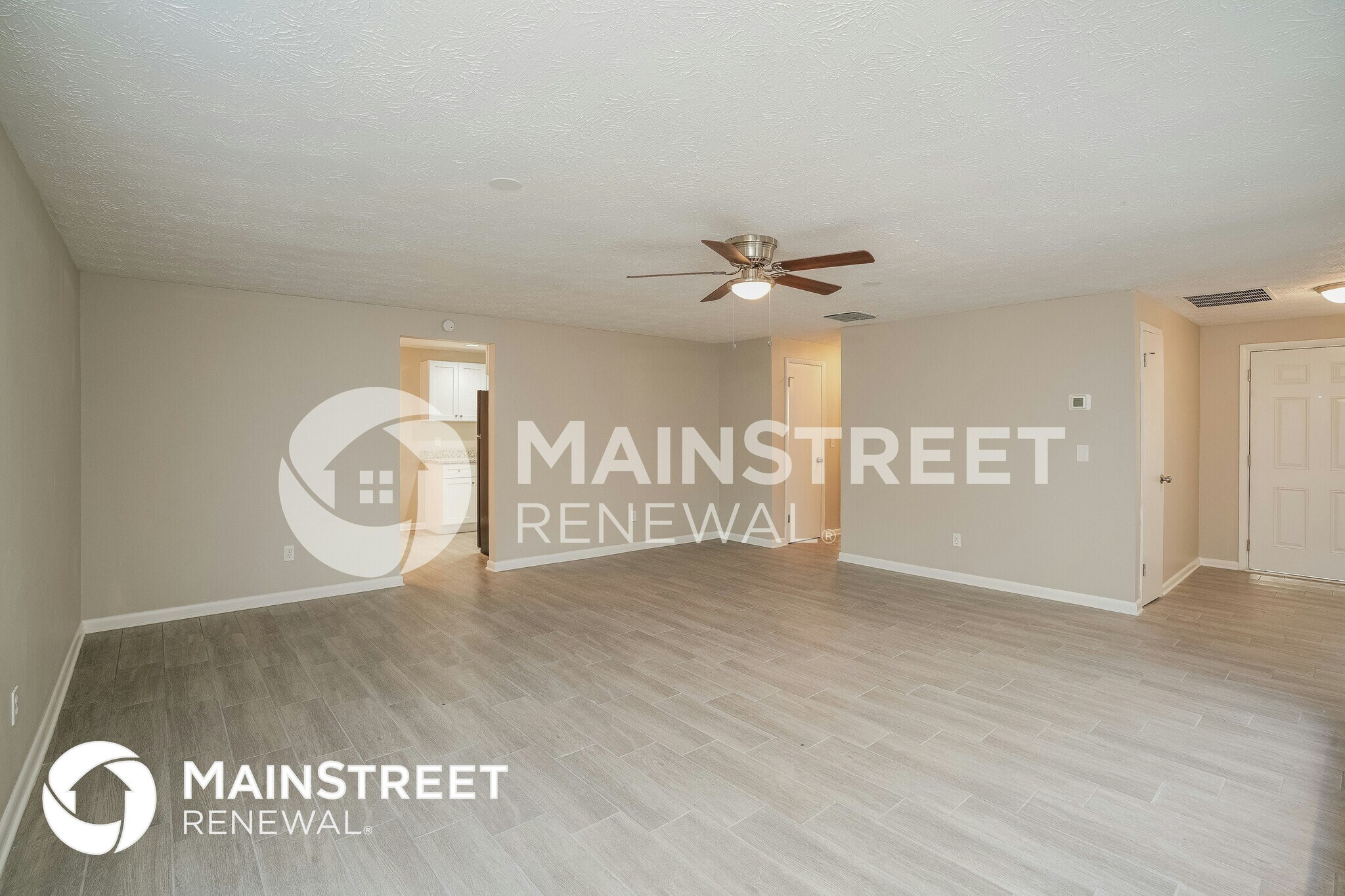 Building Photo - 970 Dostie Cir