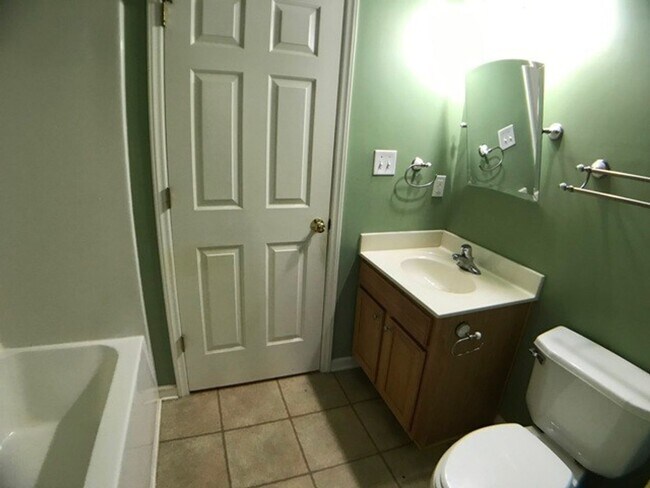 Building Photo - Stunning, Spacious Home in Prime Apex Location – Zoned for Top-Rated Apex Schools!