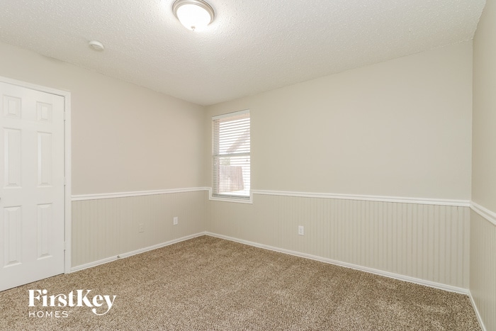 Building Photo - 8404 Plantain Ct