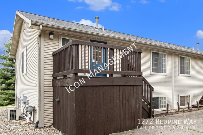 Building Photo - 1272 Redpine Way