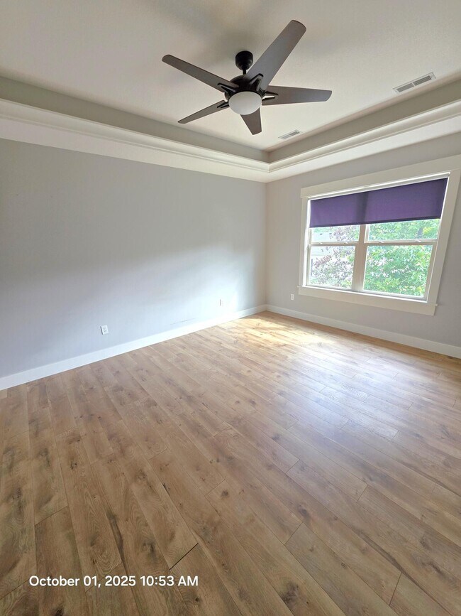 Building Photo - 2600 Norbury Dr