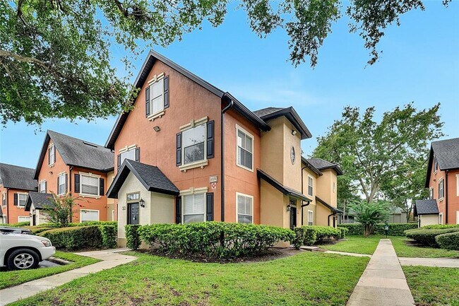 Building Photo - 6005 Westgate Dr