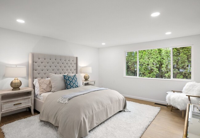 Primary Bedroom - 15590 NW Norwich Cir