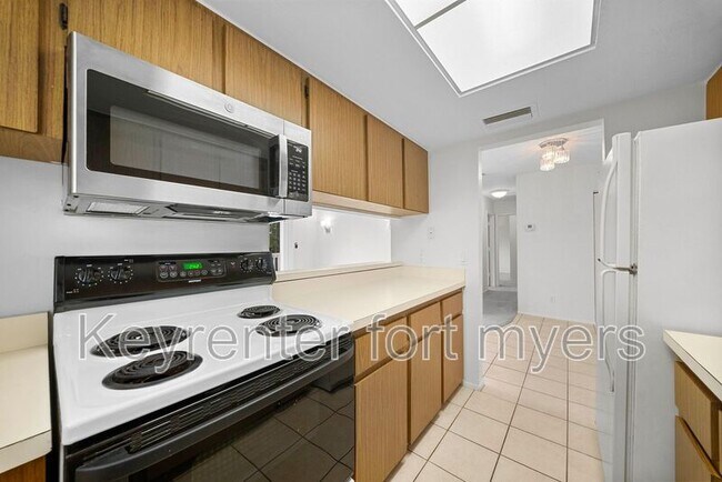 Building Photo - 3401 New South Province Blvd