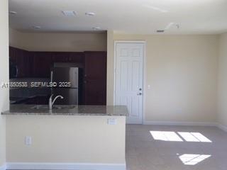 Building Photo - 5906 NW 56th Pl