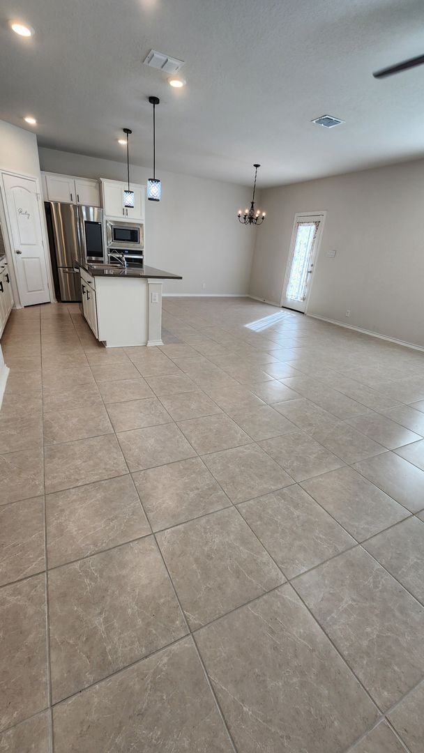 Building Photo - Beautiful 4BR Home for Rent in Cypress Trails – Near Medical Center