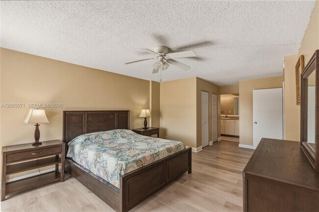 Building Photo - 1600 S Ocean Dr