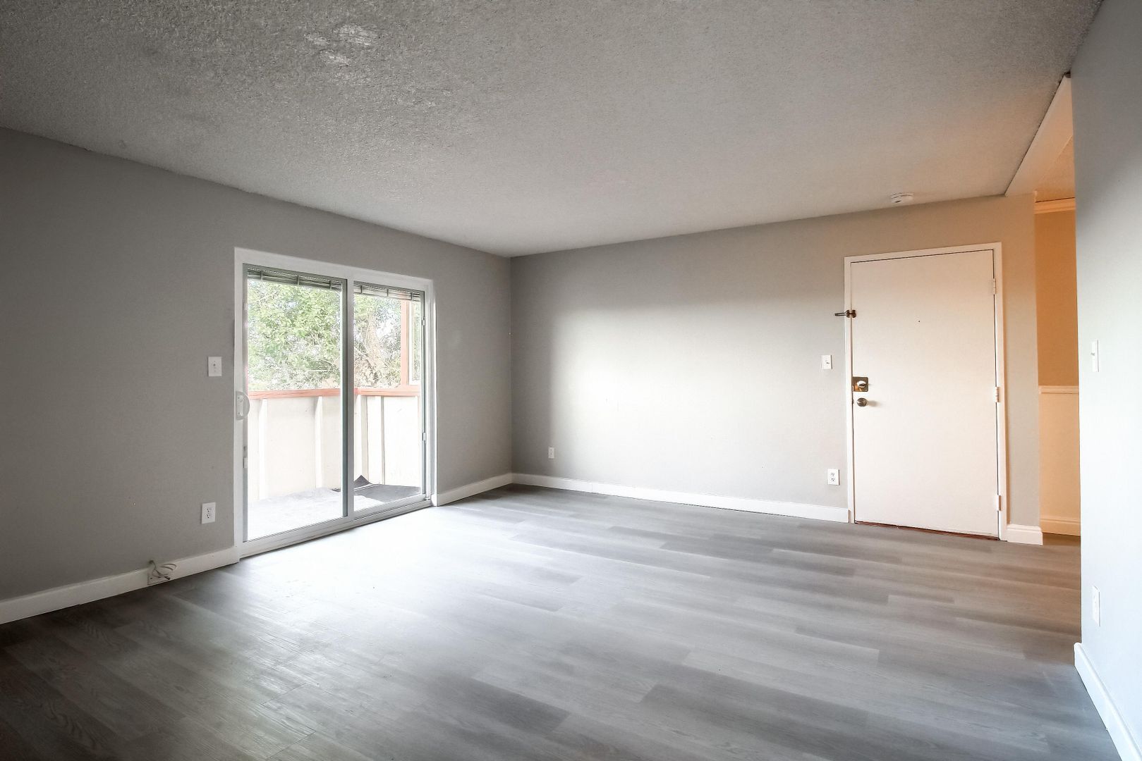 Building Photo - 10211 Ura Ln