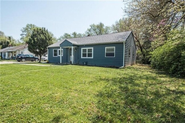 Building Photo - Fantastic 3bd/2ba home! Let yourself in!