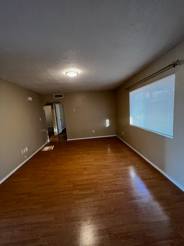 Building Photo - 337 Gorman Ave