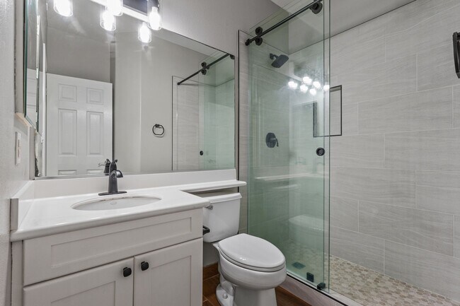 Building Photo - Spacious 4BD/3BA with Solar & Private Yard | Pet-Friendly Home in Ewa Beach