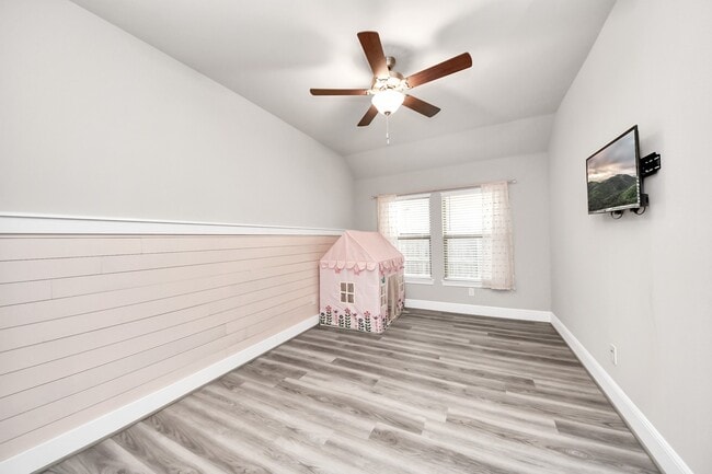 Building Photo - 10719 Lacaille Ln