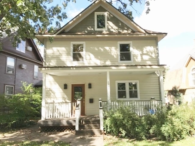 Building Photo - Spacious, 5bd, 2.5 renovated home in Midwa...