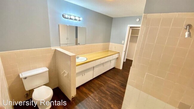 Building Photo - 1606 22nd St