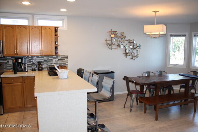 Building Photo - 42 Oceanview Ave