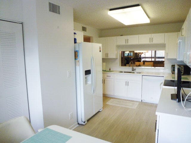 Building Photo - 5550 Witney Dr