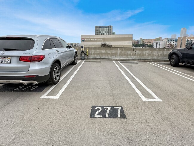 Building Photo - 420 San Pedro St