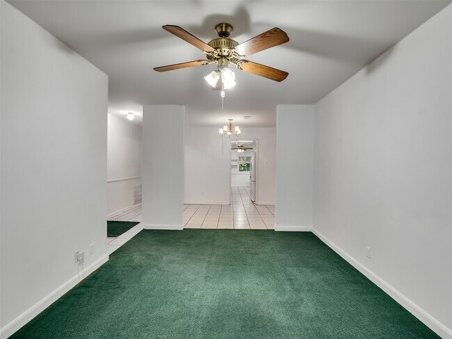 Building Photo - 15443 W Willowwind Cir