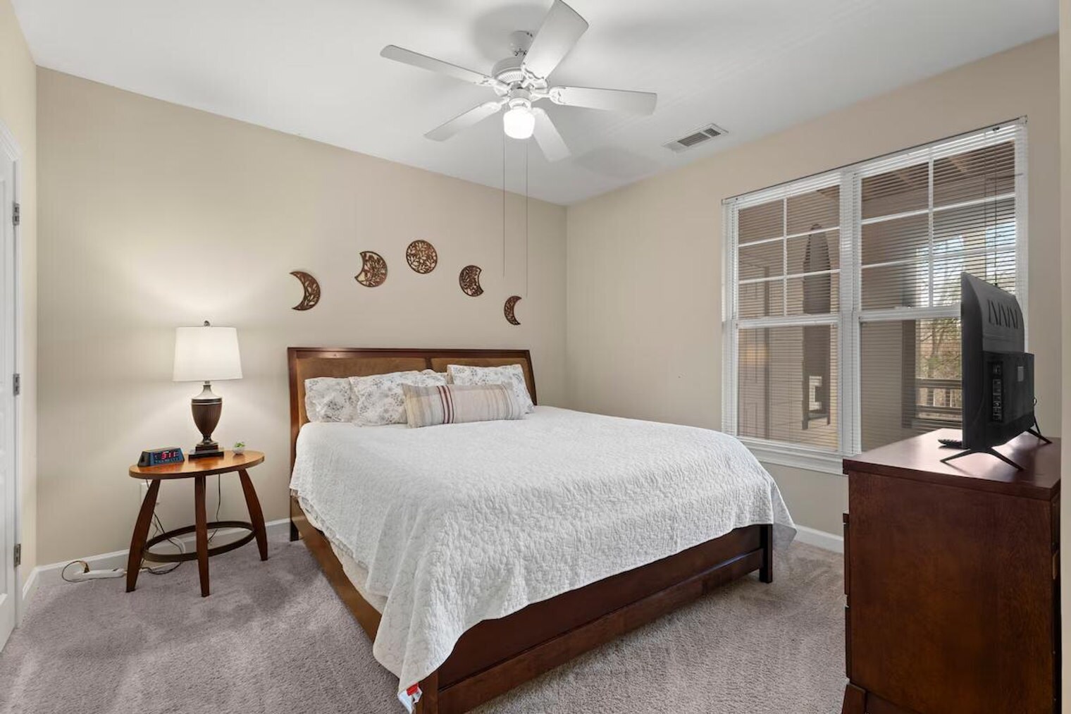 Building Photo - 1623 Brisbane Woods Way