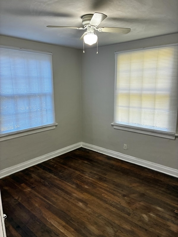 Building Photo - 565 Chestnut Dr