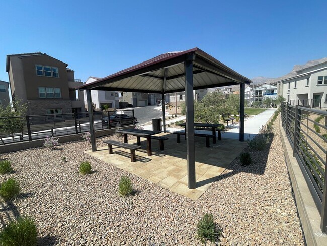 Building Photo - 11527 Hawking Ave