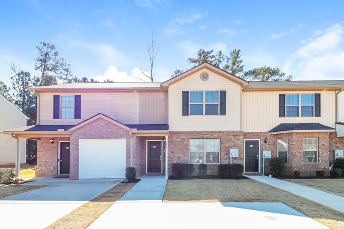 Primary Photo - 2215 Marlin Dr