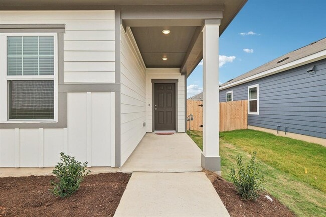 Building Photo - 1516 Morris Lp