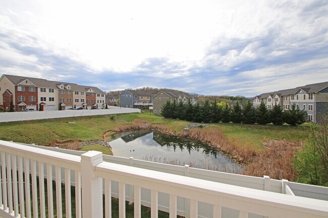 Building Photo - 2213 Lapis Ln