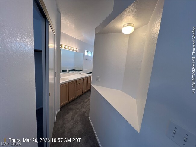 Building Photo - 2437 Palm Shore Ct