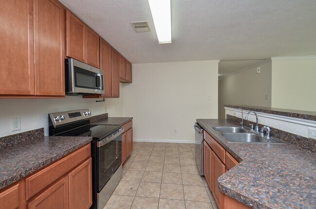Building Photo - 15330 Keystone Bend Ln