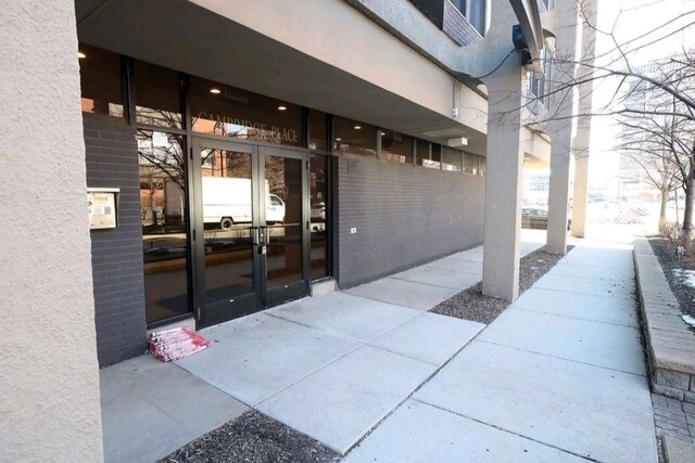 Building Photo - 345 E Eastgate Pl