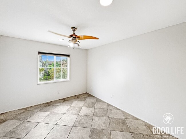 Building Photo - Price Reduced! Stunning Irvine 4BR Home – Private Yard & 2-Car Garage