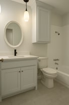 Building Photo - 805 Pinehill Ln