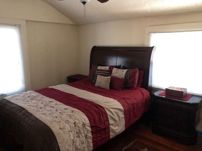 Building Photo - Jeffrey and Foothill Properties