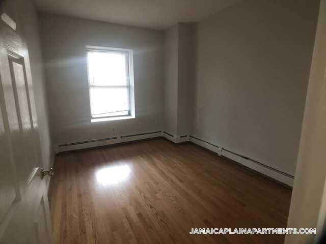 Building Photo - 3148 Washington St