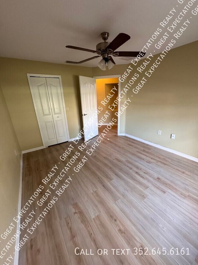 Building Photo - 16282 SW 15th Ct