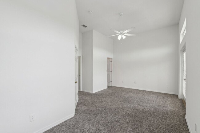 Building Photo - SPECIAL: WAIVING $250 ADMIN FEE on this 3 Bedroom, 2 Bath with Private Balcony off Primary Bedroo...