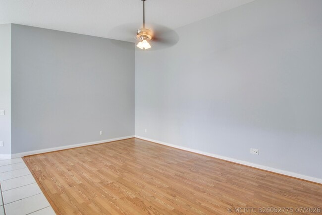 Building Photo - 10870 SW Dardanelle Dr