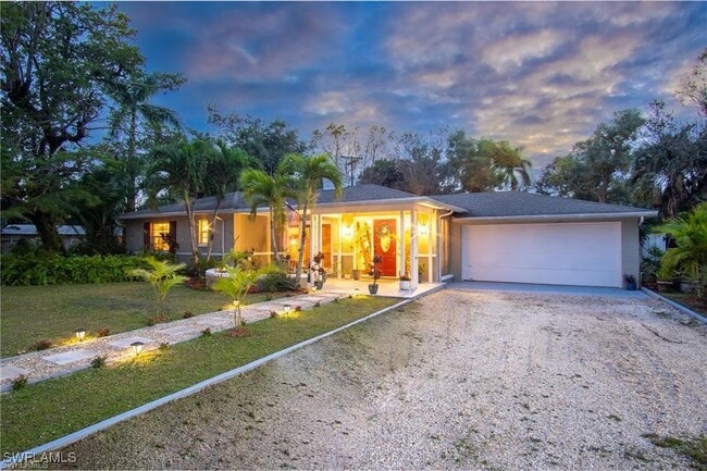 Primary Photo - 1462 El Prado Ave